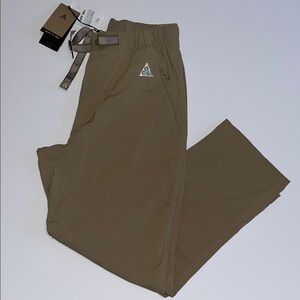 Nike ACG Pants Men's M UV Repel Hiking Pants FN2450-247 Khaki Belt  NWT $125